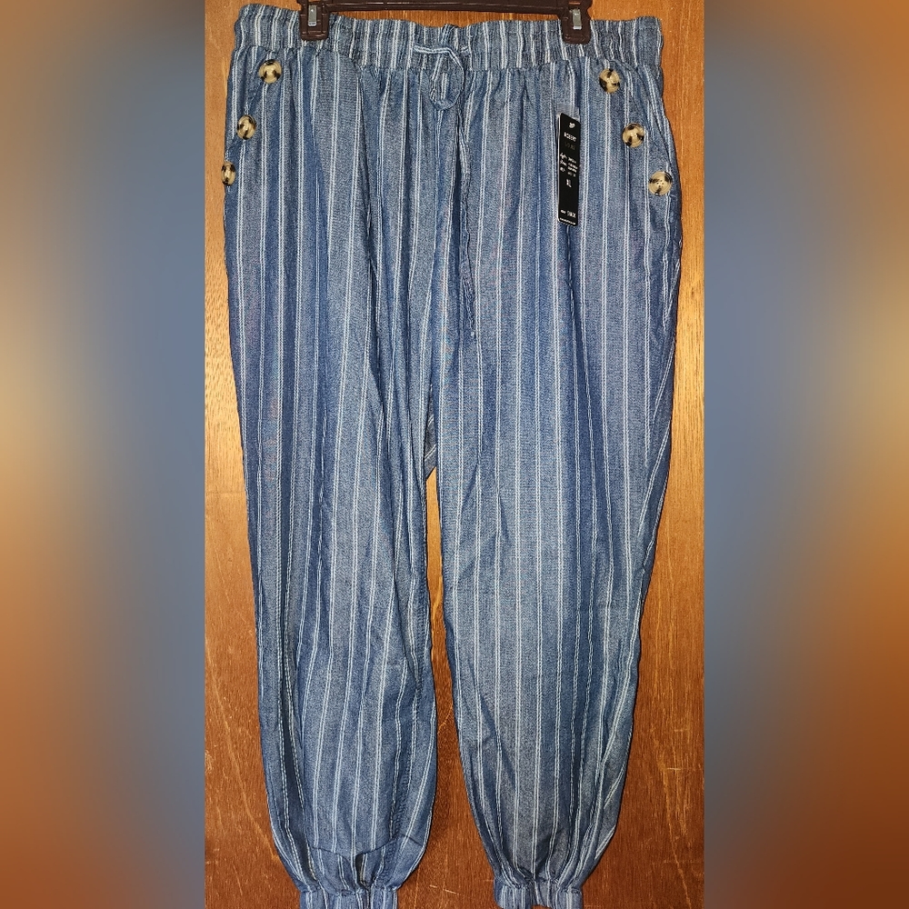 Robert Louis banded bottom denim look pants